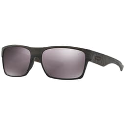 Oakley Two Face Woodgrain w/PRIZM Daily Polarized Lenses OO9189-34