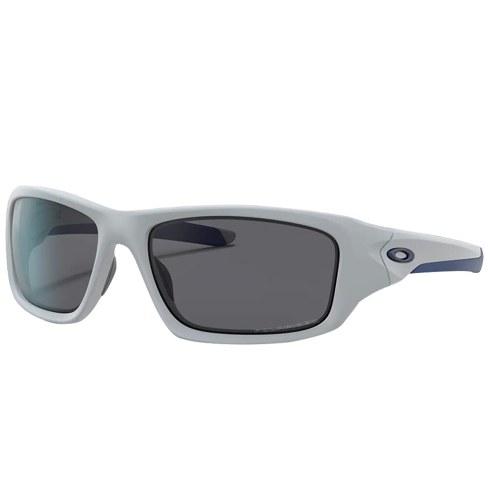 oakley-valve-matte-grey-smoke-w-black-iridium-polarized-lenses-oo9236